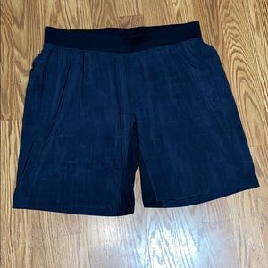 Lululemon T.H.E Short lined 9’ shorts
